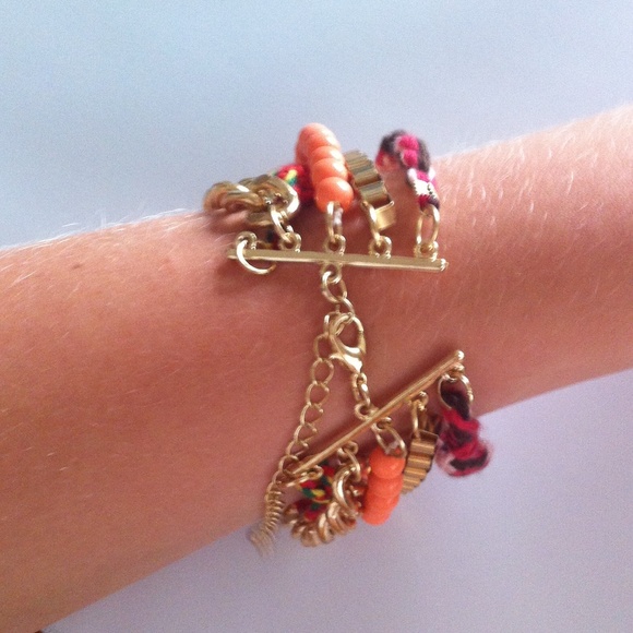 Multi material bracelet - Picture 2 of 2