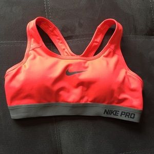 Nike Pro sports bra