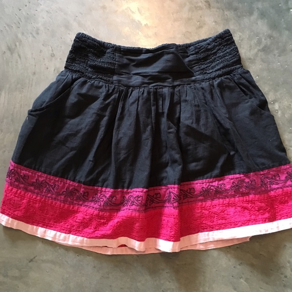 Black and Pink soft/comfy mini with Pockets!