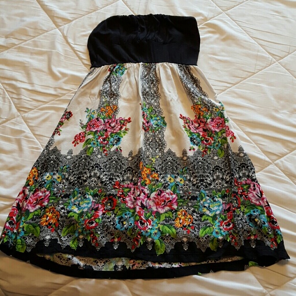 Body Central Boutique Strapless Dress