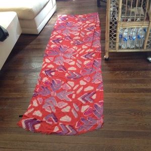 The Limited 6 foot rayon scarf/wrap. Brand new!