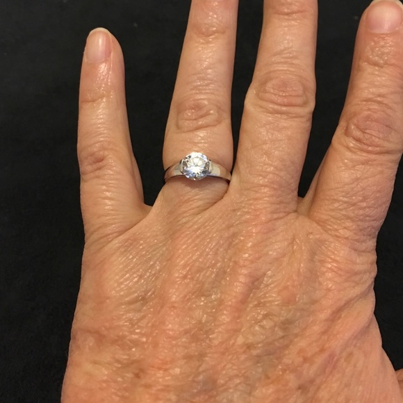 14k white gold ring with CZ stone