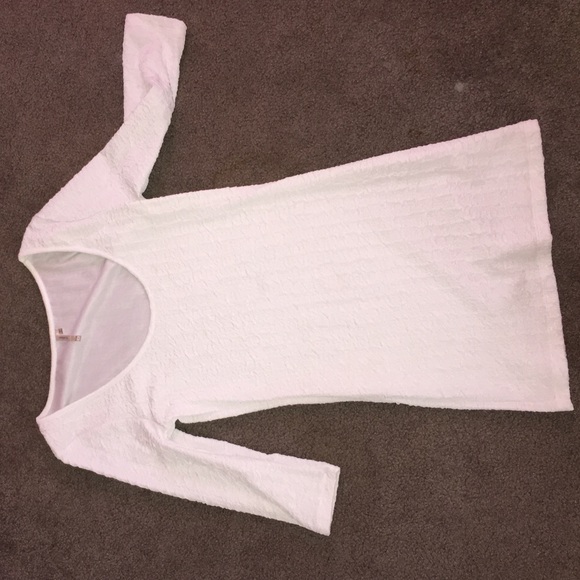 White dress - Picture 1 of 2