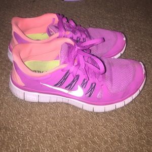 Nike Free Runs