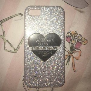 Victoria's Secret 2014 Fashion Show iPhone 5/5s