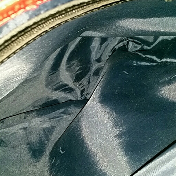 PRICE DROP!!!   Gorgeous Tommy Hilfiger bag - Picture 4 of 4