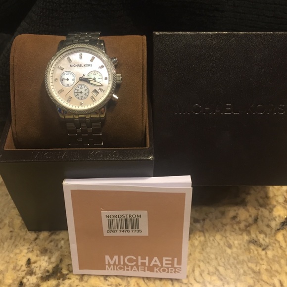 Michael Kors ritz glitz mother of pearl watch - Picture 1 of 4