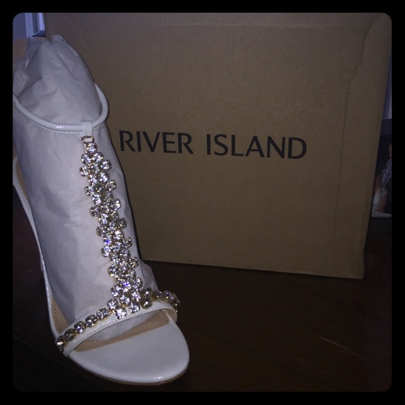 All white heels with gold studs brand new