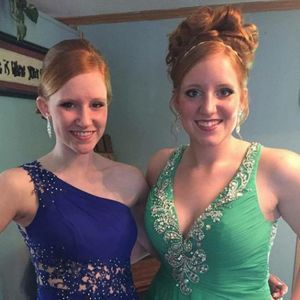 Meet your Posher, Brooke