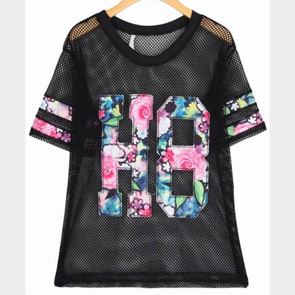 T shirt " H8 " ( ONE SIZE) or Coverup