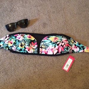 Floral Full Coverage Mesh Bikini Top😘