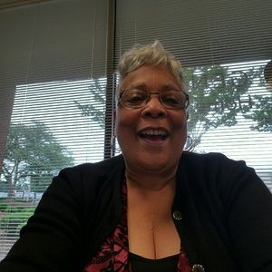 Meet your Posher, Frances