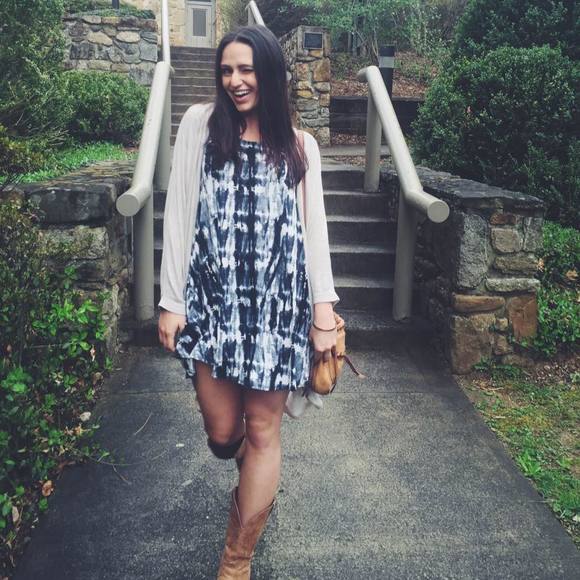 Meet your Posher, Perry