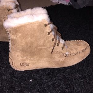 Uggs