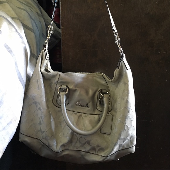 Authentic coach purse