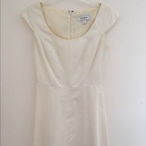 Isaac Mizrahi ivory knee length dress