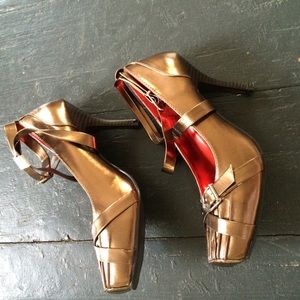 Copper NWOT Bumper Heels