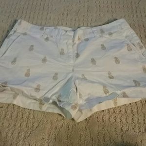 ADORABLE LOFT Pineapple Print Shorts