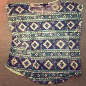 Forever 21 Short Sleeved Top