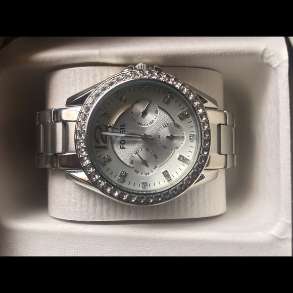 SILVER FOSSIL WATCH