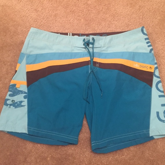 Surfing shorts