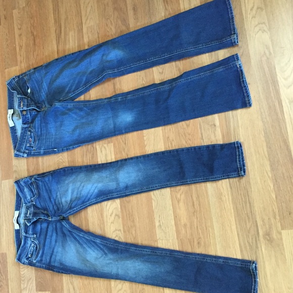 Hollister jeans, 1 pair  1S. Medium wash.