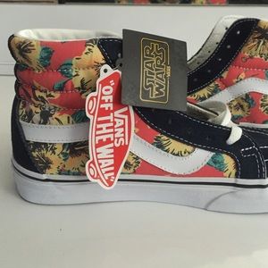 Star Wars Yoda Sk8 hi's