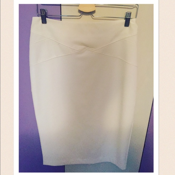 New York & Co. White Pencil Skirt