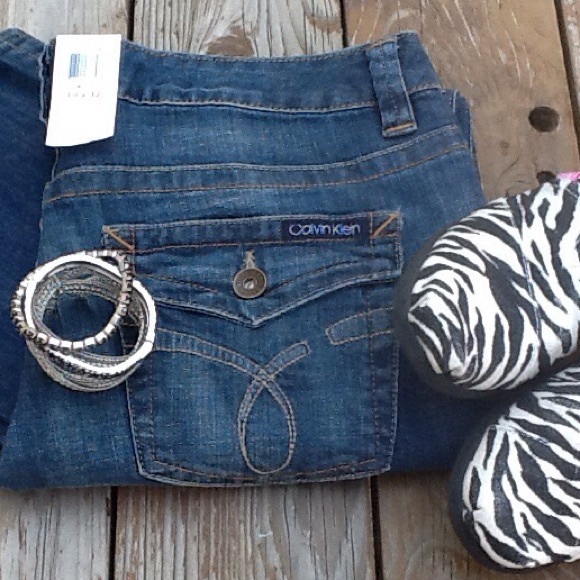 Calvin Klein Denim - NWT SZ. 14 GIFT WORTHY DESIGNER CALVIN KLEIN JEANY