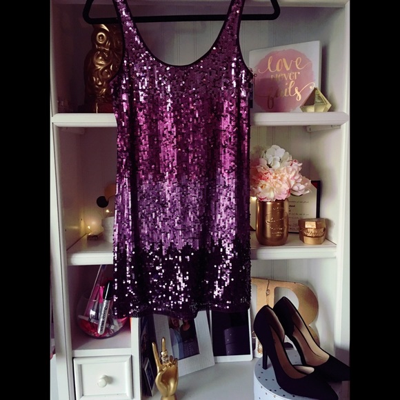 Sequin Express Dress - Picture 1 of 1