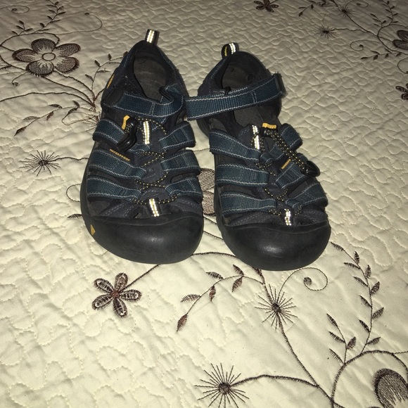 Final Mark Down  Shoes