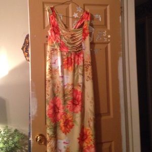 Maxi dress