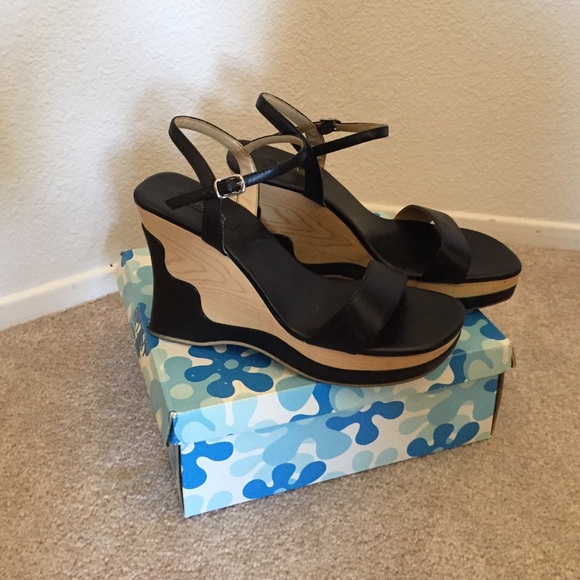 Splash Terra Wedges - Picture 2 of 4