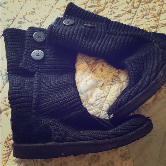 Black Cardy Uggs. So cozy!!!