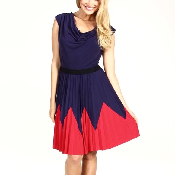 ✨ HP ✨ Max & Cleo dress
