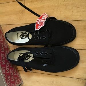 ON SALE All Black Classic Vans