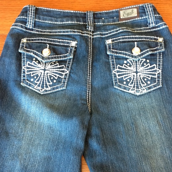 Blingy Women's Earl Jean Capri's
