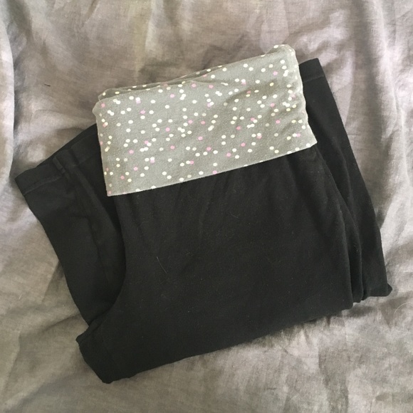 Black and gray fold over bootcut yoga pants