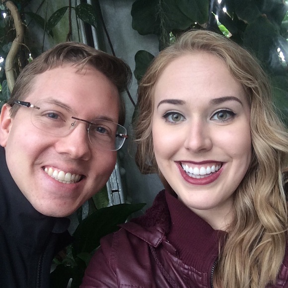 Meet your Posher, Kris - Picture 1 of 1