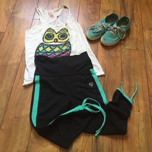 New without tags AEROPOSTALE workout cropped pant