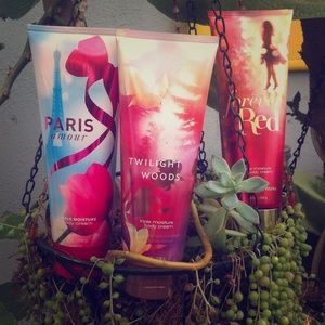 Bath & Body works body lotion bundle