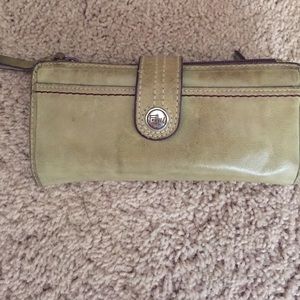 Green Fossil Bi-fold Wallet