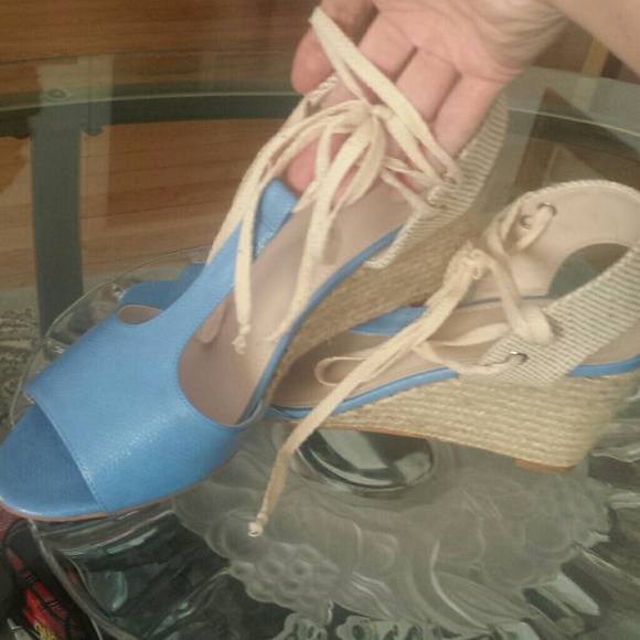 Lighy Blue Espadrilles sz 11 Victorias Secret