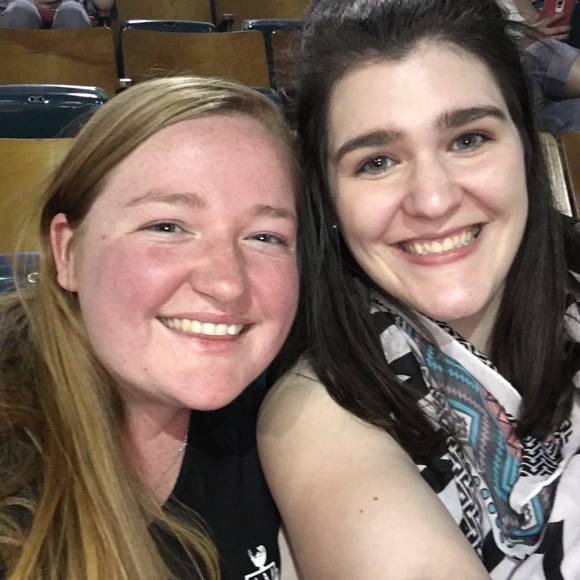 Meet your Posher, Paige - Picture 1 of 1