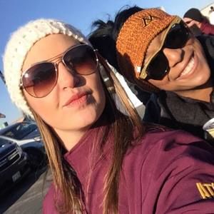 Meet your Posher, Laura