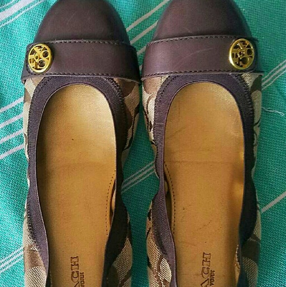Coach logo flats
