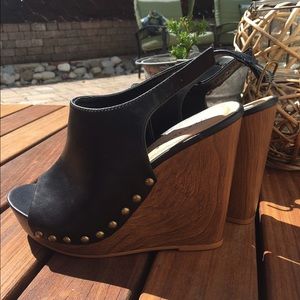 Retro Studded Wedges