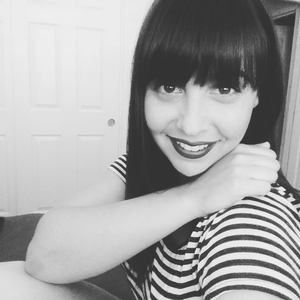 Meet your Posher, Roxanne