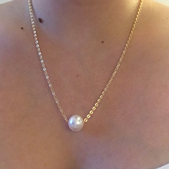 ONLY 1 LEFT‼️🆕 Pearl Drop Necklace ! - Picture 2 of 3