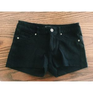 Active brand shorts from H&M